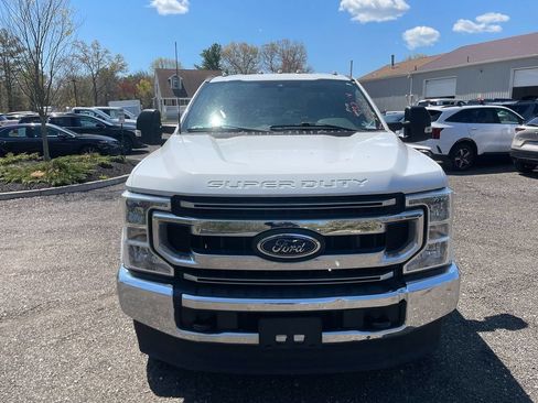 Used 2022 Ford F350 XL w/ Power Equipment Group AWD/4WD image 3