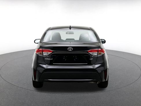 Used 2025 Toyota Corolla LE FWD image 8