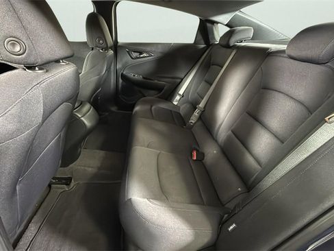 Certified 2025 Chevrolet Malibu RS image 25