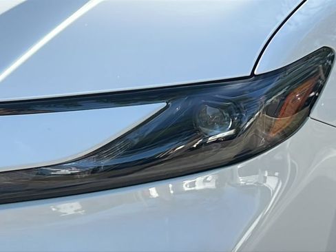 Used 2026 Toyota Camry SE FWD image 25