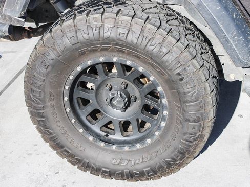 Used 2018 Jeep Wrangler Unlimited Sport S image 12