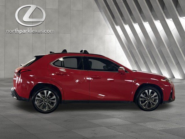 Used 2025 Lexus UX 300h FWD image 4