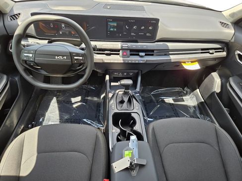 New 2026 Kia K4 FWD image 20
