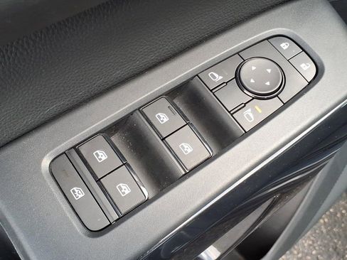 Certified 2024 Nissan Pathfinder S AWD/4WD image 16