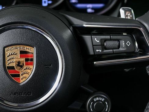 New 2026 Porsche Macan AWD/4WD image 11