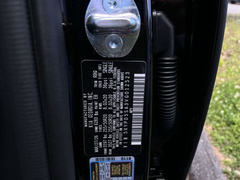 New 2027 Kia Telluride SX w/ Towing Package FWD image 60