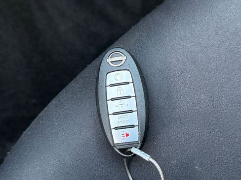 Used 2025 Nissan Altima 2.5 SV image 18