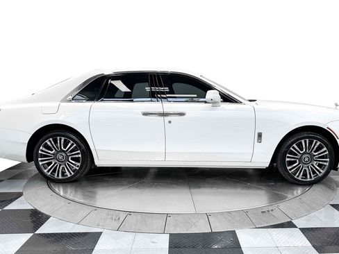 Used 2021 Rolls-Royce Ghost image 43