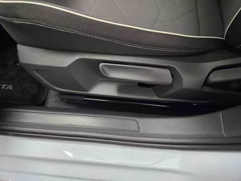 New 2025 Volkswagen Jetta Sport image 4