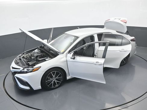 Used 2023 Toyota Camry SE FWD image 63