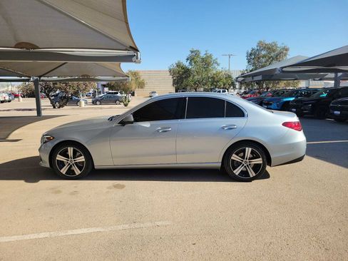 Used 2025 Mercedes-Benz C 300 Sedan image 5