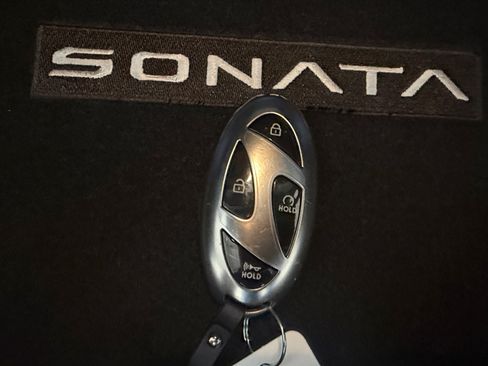 Used 2025 Hyundai Sonata SE FWD image 29