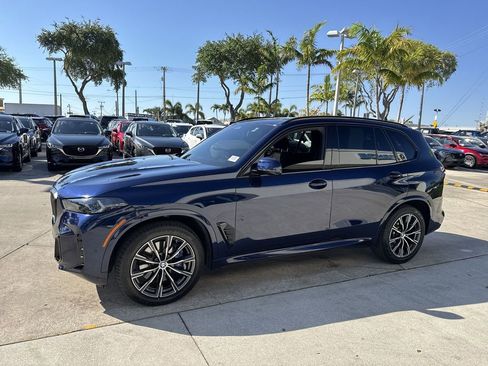 Used 2024 BMW X5 xDrive40i w/ M Sport Package AWD/4WD image 10