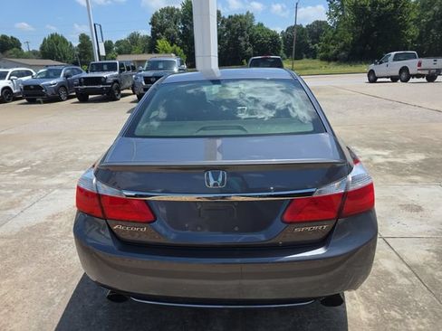 Used 2014 Honda Accord Sport image 4