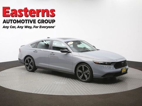 Used 2025 Honda Accord Sport image 49