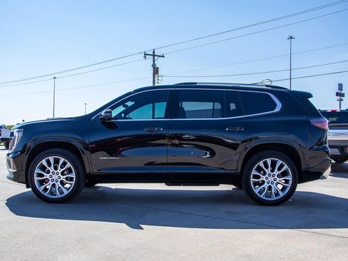 Used 2024 GMC Acadia Denali w/ Super Cruise Package image 4