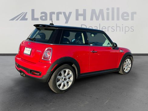 Used 2013 MINI Cooper S image 5