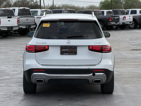 Used 2020 Mercedes-Benz GLB 250 4MATIC image 8