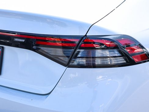 Certified 2024 Honda Accord EX image 26