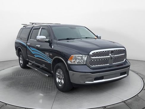 Used 2019 RAM 1500 Classic SLT image 7