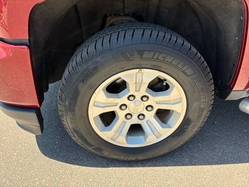Used 2016 Chevrolet Silverado 1500 LT w/ All Star Edition AWD/4WD image 9