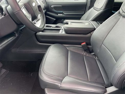 New 2025 Ford Expedition Max Platinum w/ Stealth Appearance Package image 15