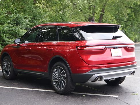 Used 2023 Lincoln Corsair Reserve FWD image 5