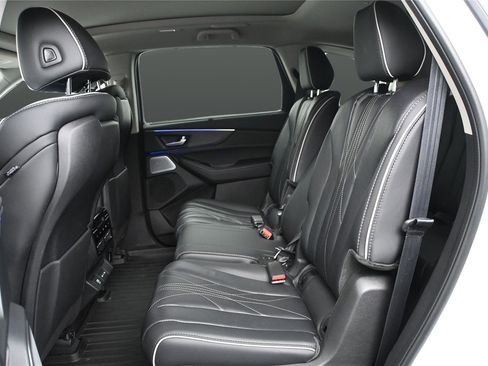 Certified 2026 Acura MDX SH-AWD w/ Advance Package image 8