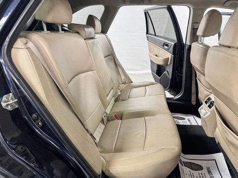 Used 2018 Subaru Outback 2.5i Limited image 10