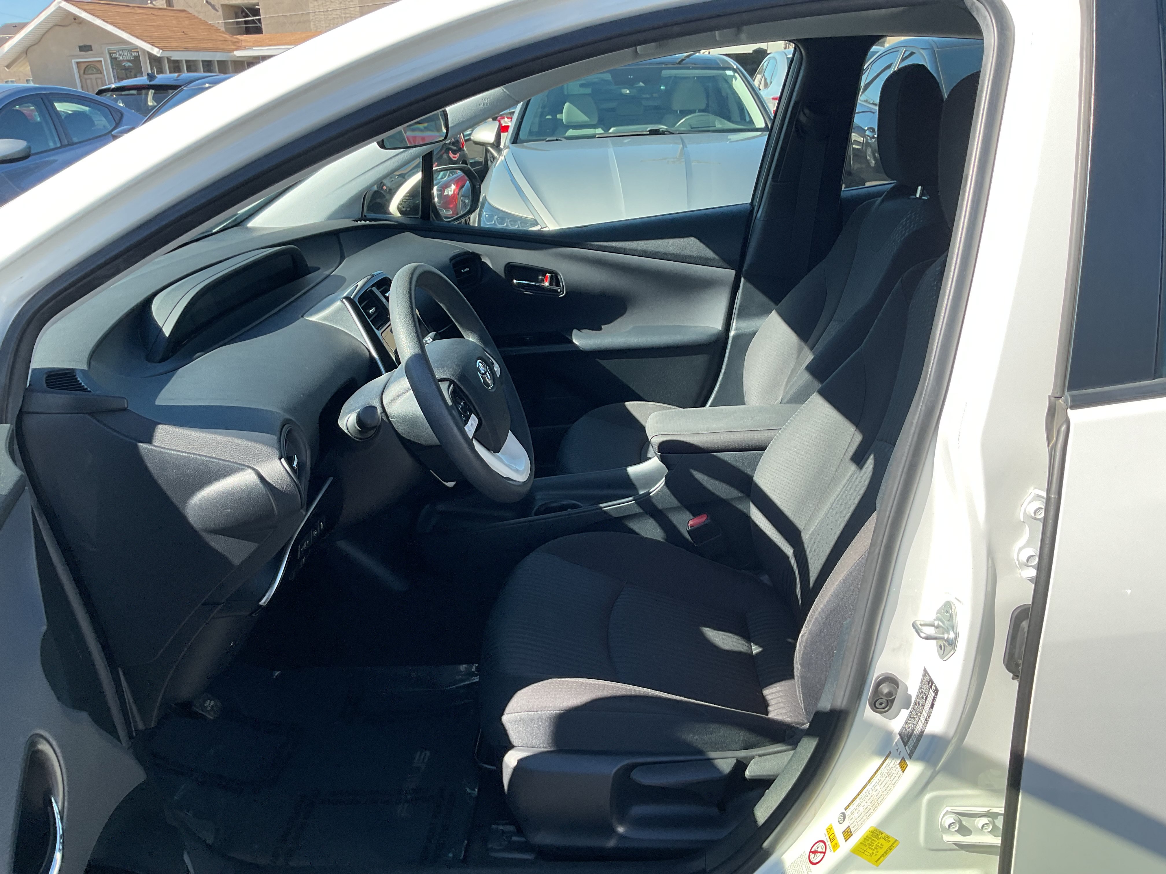 Used 2018 Toyota Prius Two w/ Prius Two Safety Plus Package FWD image 21
