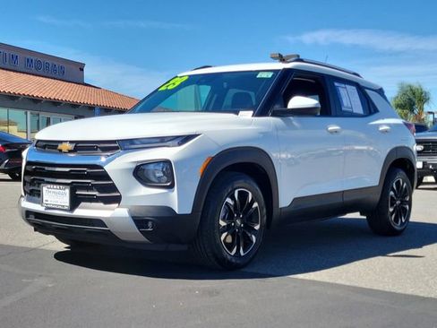 Used 2023 Chevrolet TrailBlazer LT FWD image 5