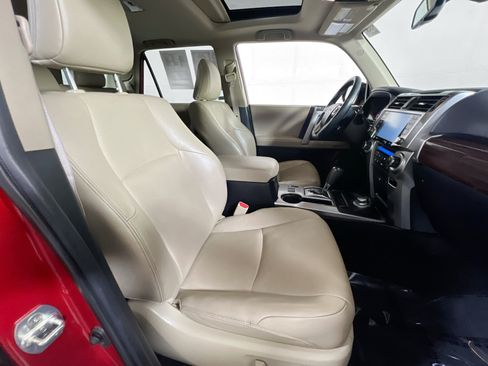 Used 2023 Toyota 4Runner Limited AWD/4WD image 29