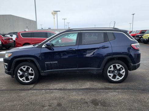 Used 2017 Jeep Compass Limited image 10