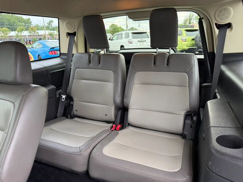 Used 2019 Ford Flex Limited w/ Equipment Group 301A FWD image 11