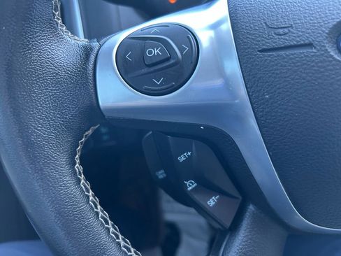 Used 2013 Ford Focus Titanium FWD image 19