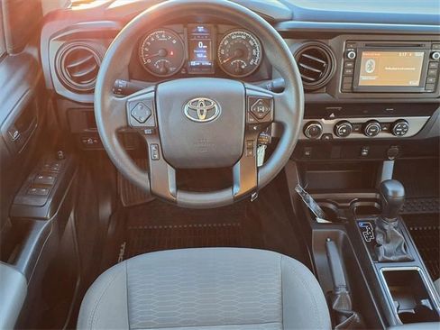 Used 2019 Toyota Tacoma SR image 3