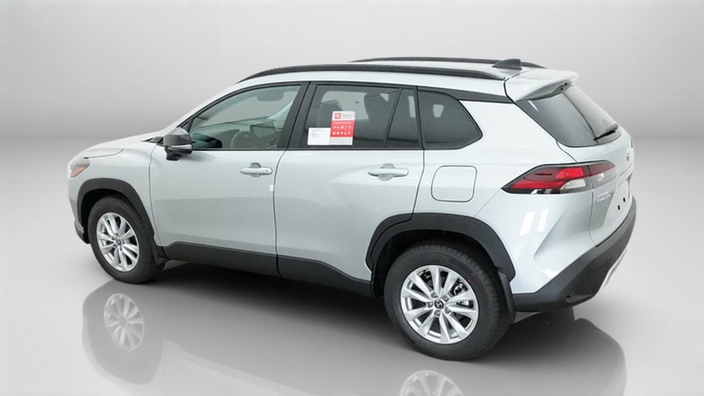 New 2026 Toyota Corolla Cross LE FWD image 15