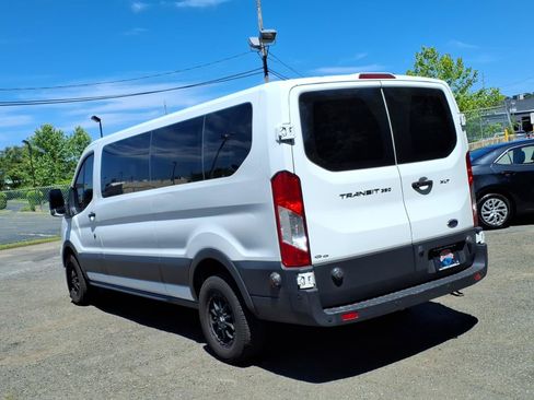 Used 2022 Ford Transit 350 XLT RWD image 4