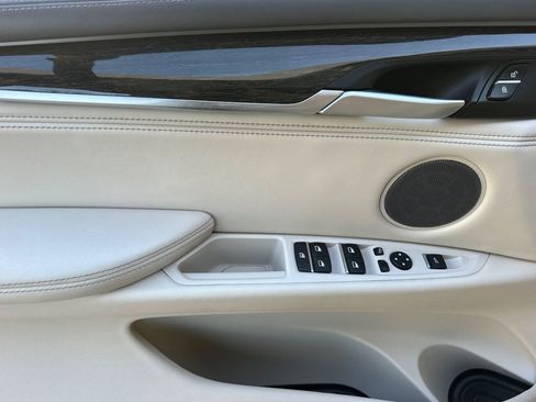 Used 2016 BMW X5 xDrive35d image 26