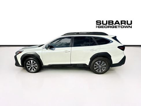 Used 2024 Subaru Outback Premium AWD/4WD image 4