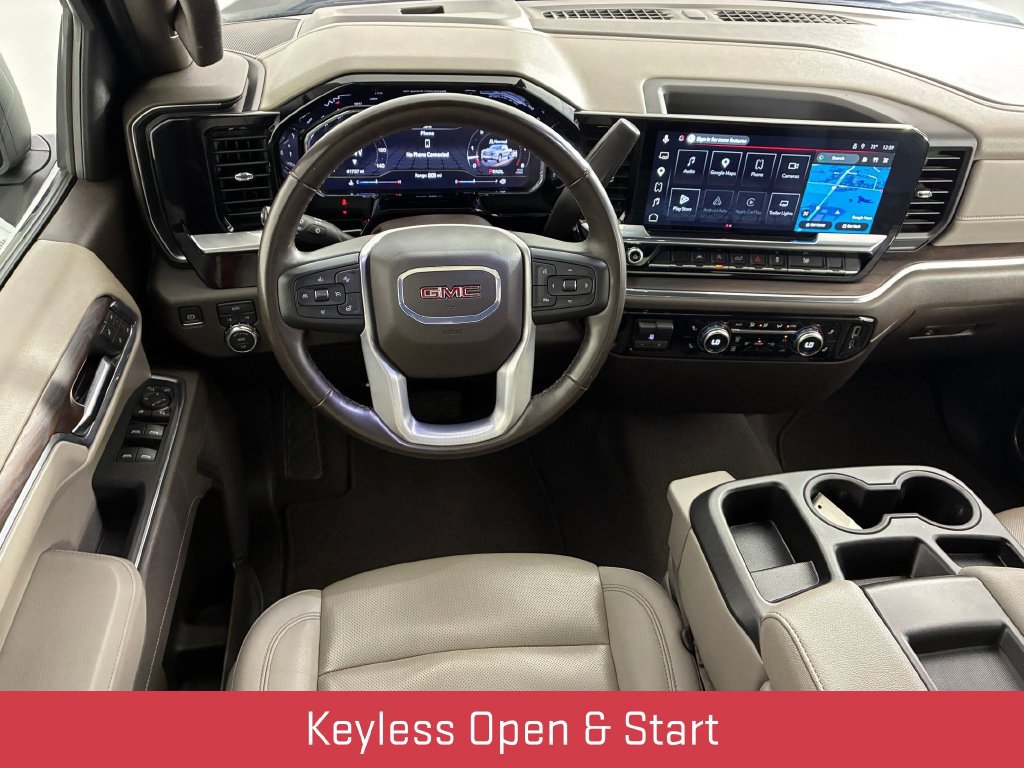 Used 2025 GMC Sierra 1500 SLT AWD/4WD image 29