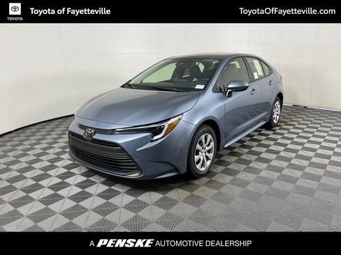 Used 2026 Toyota Corolla LE FWD image 1