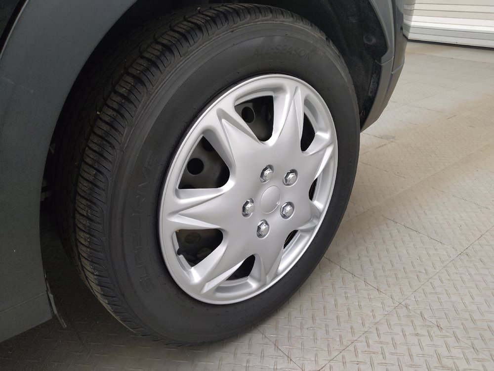 Used 2022 Nissan Kicks S FWD image 31