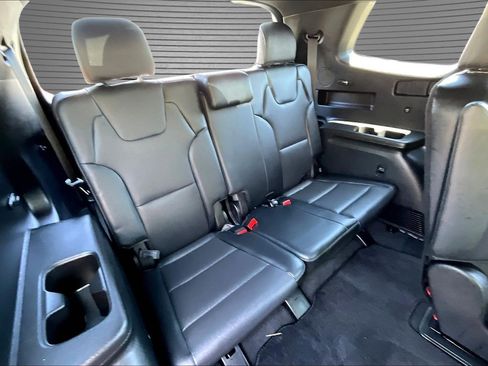 Used 2024 Kia Telluride EX X-Line AWD/4WD image 17