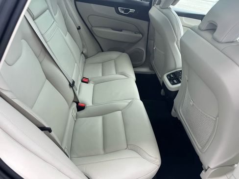 Used 2021 Volvo XC60 T6 Inscription AWD/4WD image 41