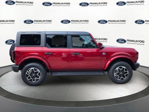 New 2026 Ford Bronco Outer Banks AWD/4WD image 6