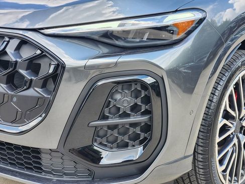 New 2026 Audi SQ5 Premium Plus AWD/4WD image 12