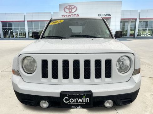 Used 2016 Jeep Patriot Sport w/ Power Value Group AWD/4WD image 8
