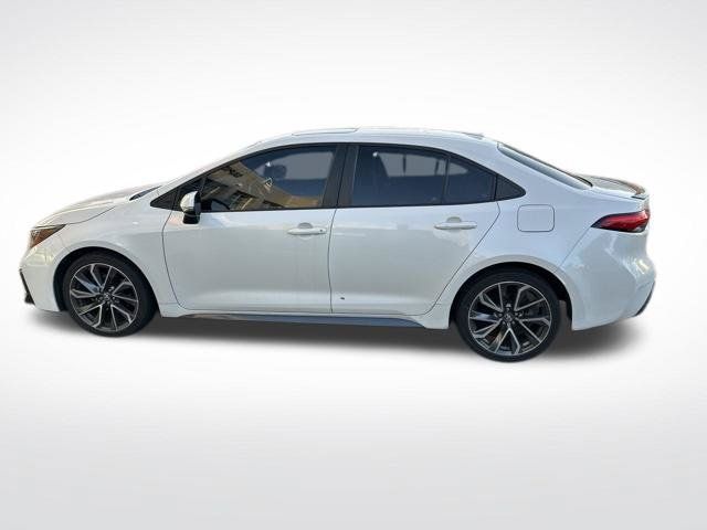 Used 2021 Toyota Corolla XSE FWD image 4