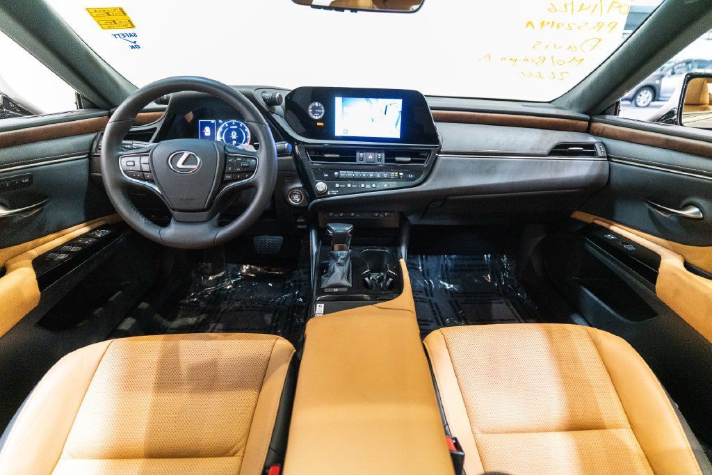 Used 2023 Lexus ES 350 w/ Premium Package FWD image 12